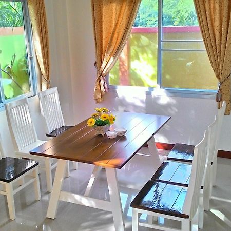Orange Villa Τσιάνγκ Μάι Εξωτερικό φωτογραφία