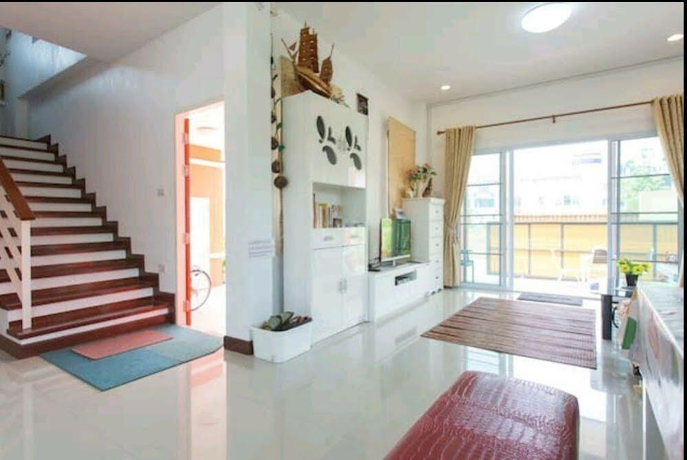 Orange Villa Τσιάνγκ Μάι Εξωτερικό φωτογραφία
